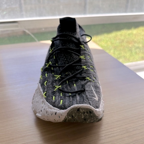 NIKE SPACE HIPPIE - Picture 4 of 7